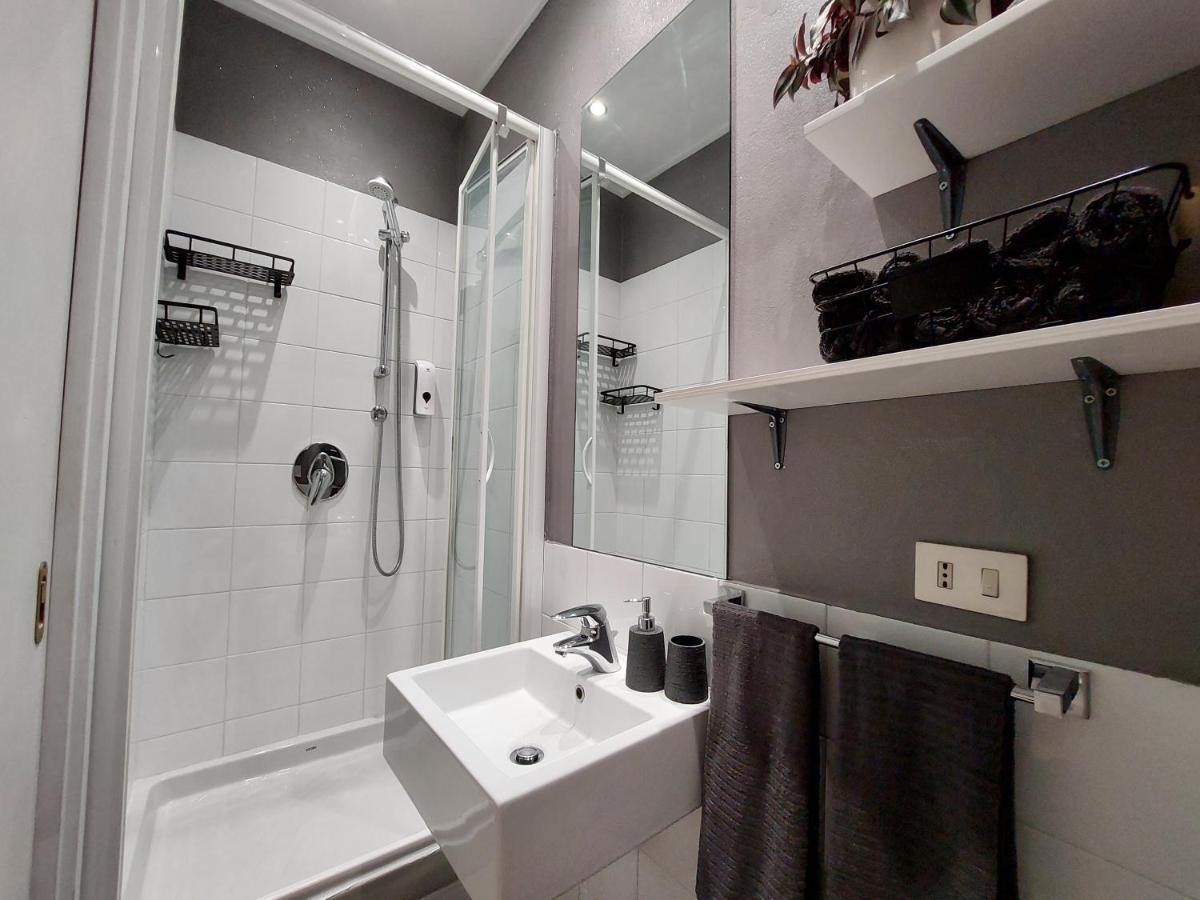 Garibaldi Station - L' Isola Che C'E Apartment - 12 Mins To Rho Fiera Milano Exterior photo